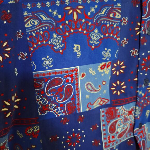 Dogg Supply Snoop Dogg Men's Shirt Blue Patchwork Paisley Pattern Size XL NWT - Picture 6 of 9